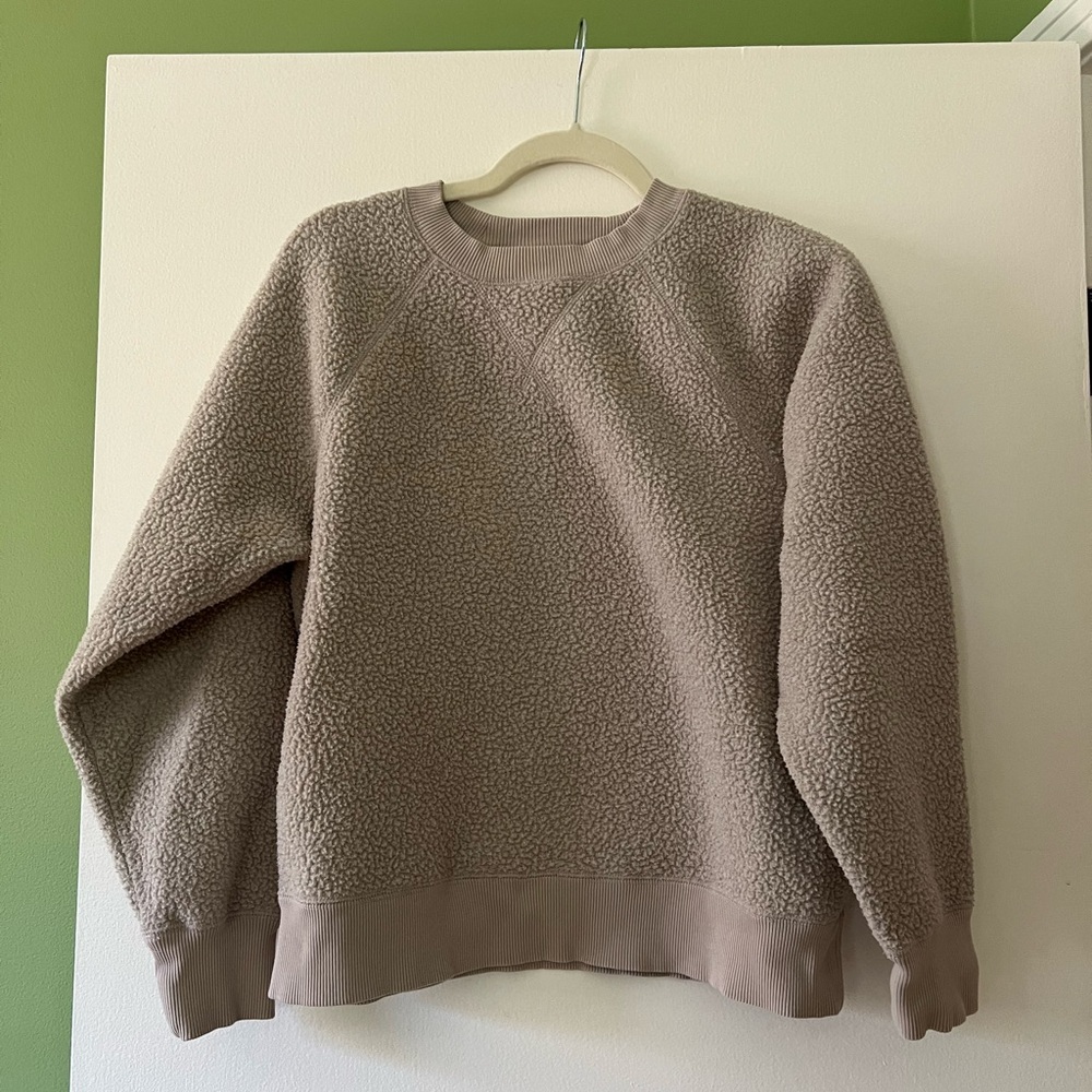 Everlane women’s sweater